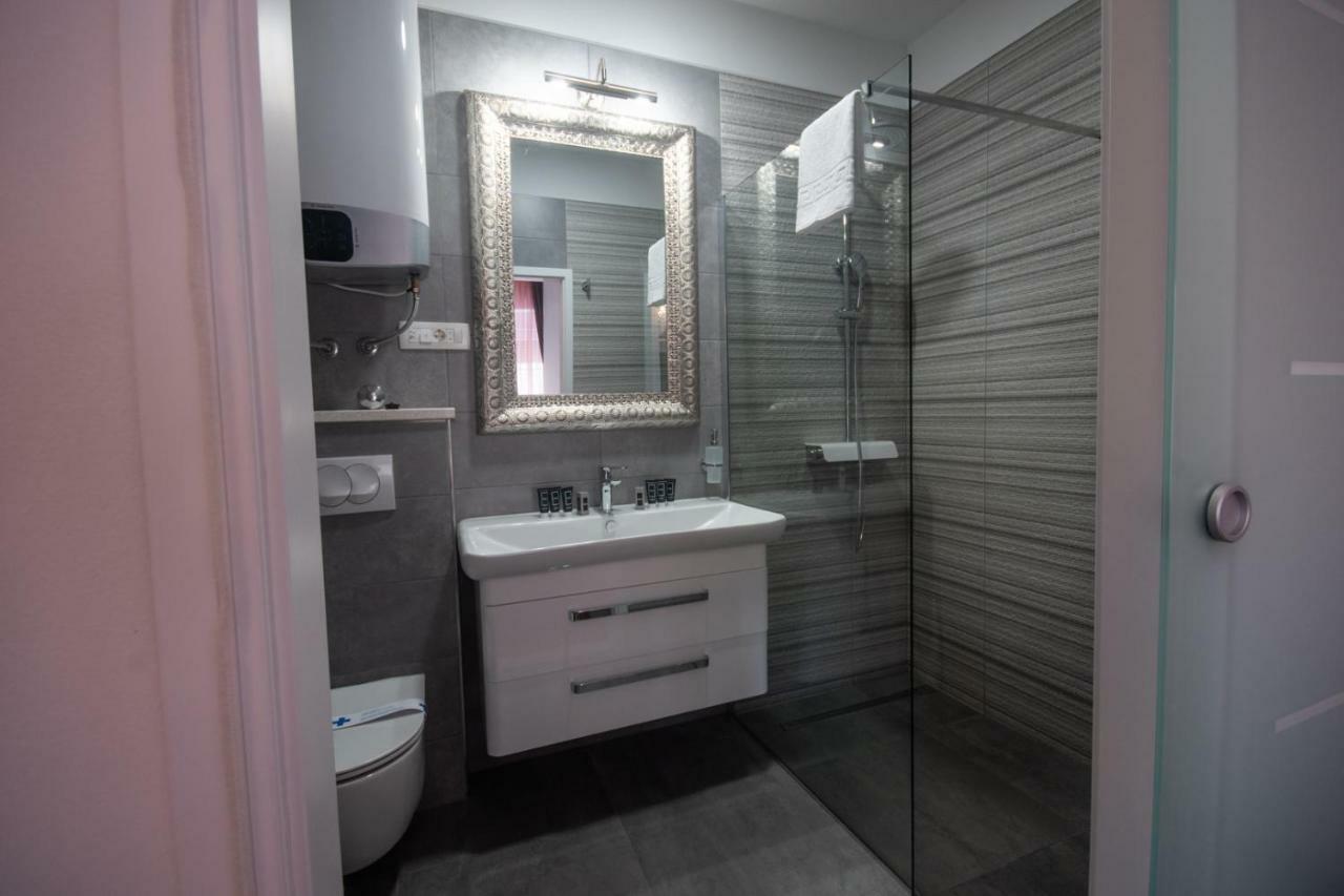 Center Luxury Rooms 3 Сплит Экстерьер фото